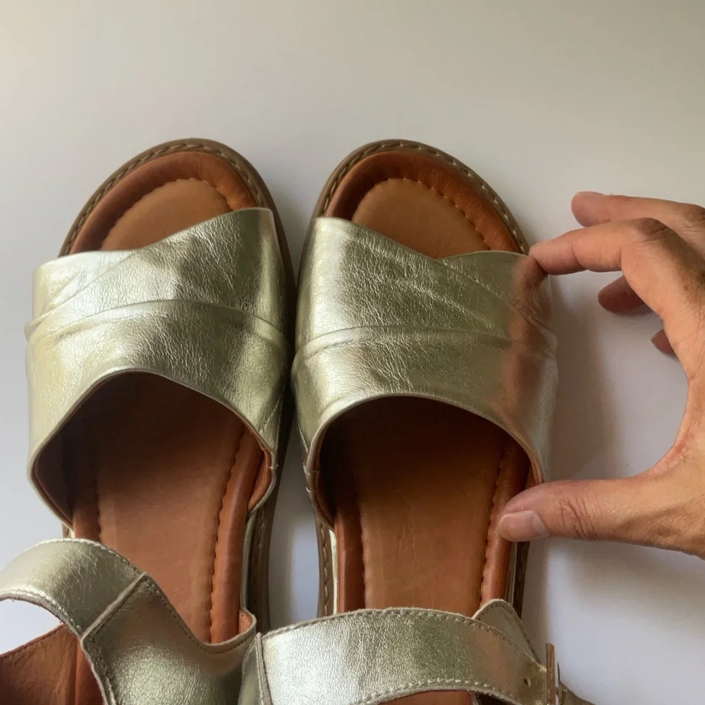 MIZ MOOZ Gold Metallic Leather Sandals size 42 - Picture 8 of 8